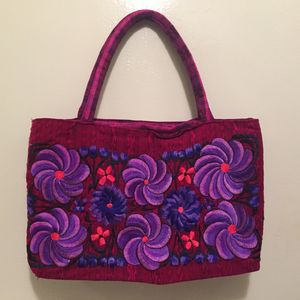Mexican embroidered purse/bag